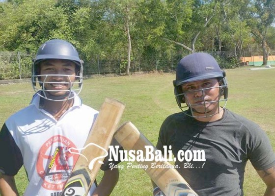 Nusabali.com - atlet-kriket-bali-ikuti-coaching-clinic