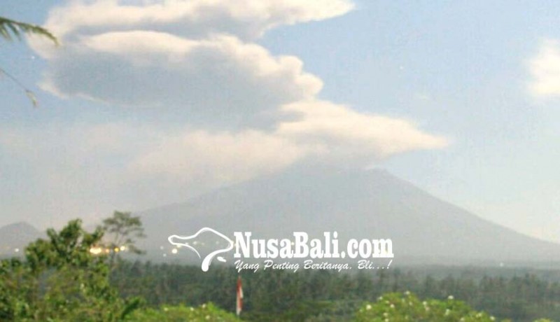 www.nusabali.com-gunung-agung-kembali-erupsi