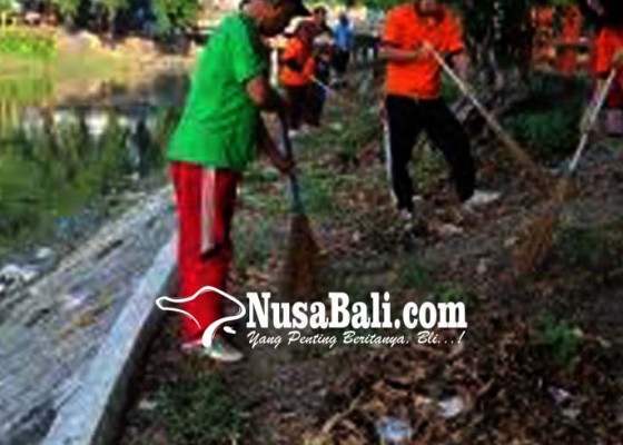 Nusabali.com - ratusan-warga-gelar-pesisir-bersih-di-masceti