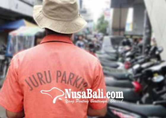 Nusabali.com - juru-parkir-ramai-peminat