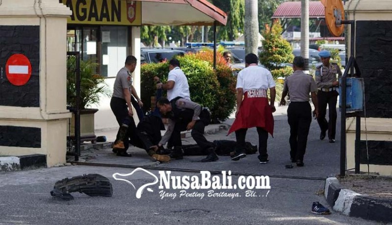 www.nusabali.com-serang-polda-riau-4-teroris-tewas