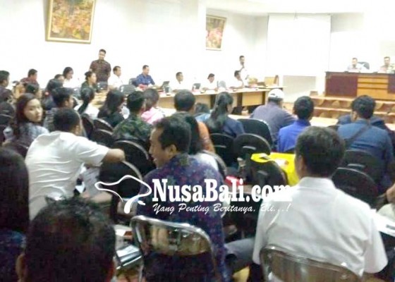 Nusabali.com - wajib-pajak-bisa-manfaatkan-layanan-e-samsat