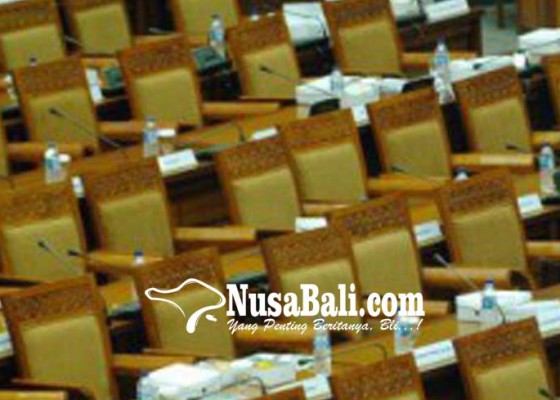 Nusabali.com - beh-461-anggota-dewan-absen