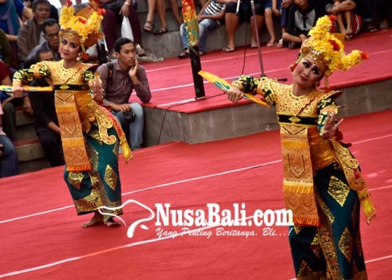 Nusabali.com - palegongan-klasik-bius-penonton