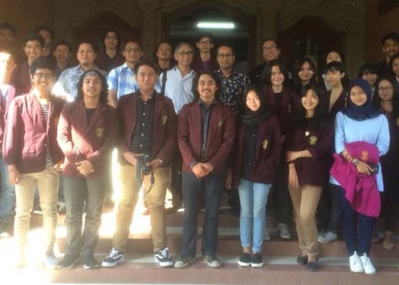 Nusabali.com - 35-mahasiswa-desain-interior-isi-denpasar-ikuti-study-ekskursi