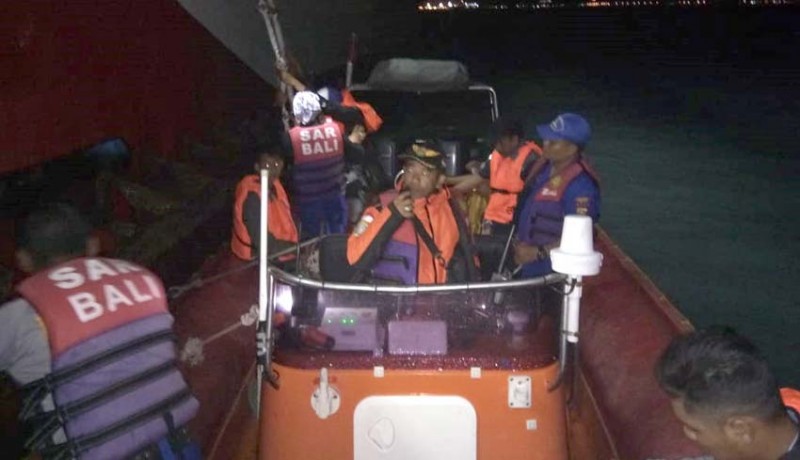 www.nusabali.com-kapal-kandas-di-gilimanuk-penumpang-dievakuasi