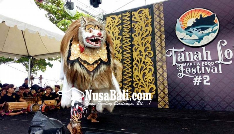 www.nusabali.com-barong-kuluk-kagetkan-wisatawan-tanah-lot-festival