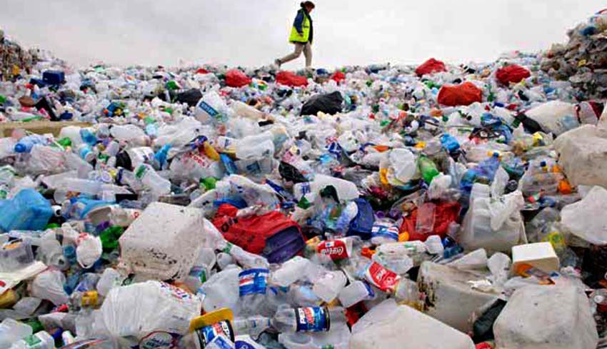 NUSABALI com Pemda Diminta Bikin Perda Sampah Plastik 