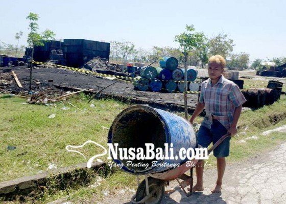 Nusabali.com - tempat-penyulingan-minyak-ikan-mulai-dibongkar