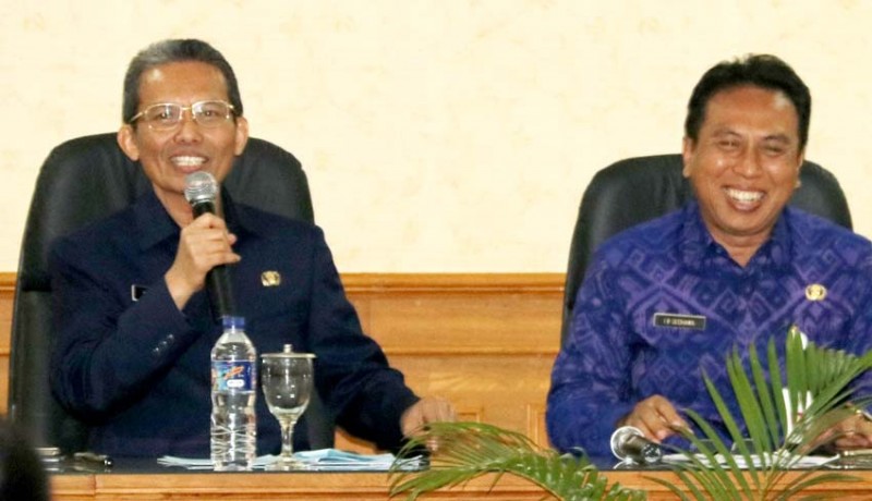 www.nusabali.com-penjabat-gubernur-bali-paparkan-isu-pembangunan-ekonomi-pada-kuliah-umum-diklatpim-ii