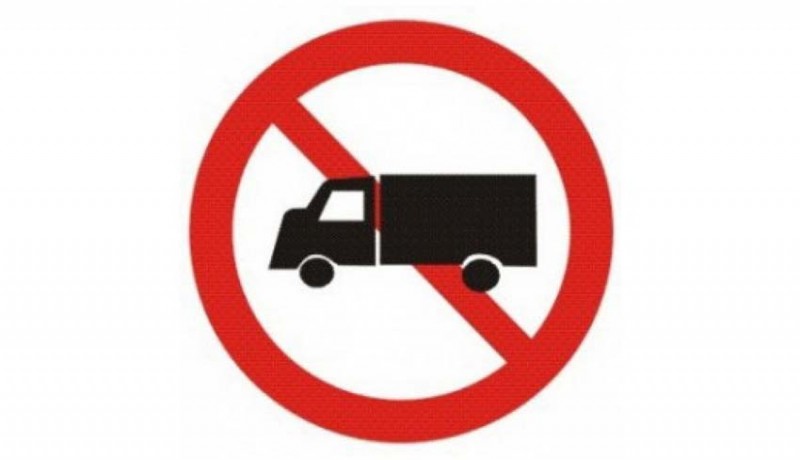 www.nusabali.com-rawan-truk-dilarang-lalui-kedisan-penelokan