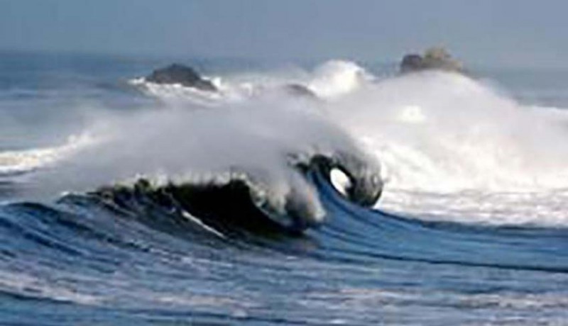 www.nusabali.com-bbmkg-warning-gelombang-tinggi-di-selatan-bali