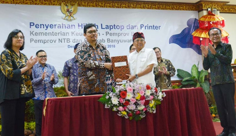 www.nusabali.com-bali-dapat-jatah-200-laptop