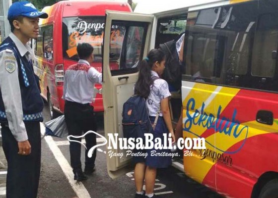 Nusabali.com - rp-15-m-untuk-dua-bus-sekolah