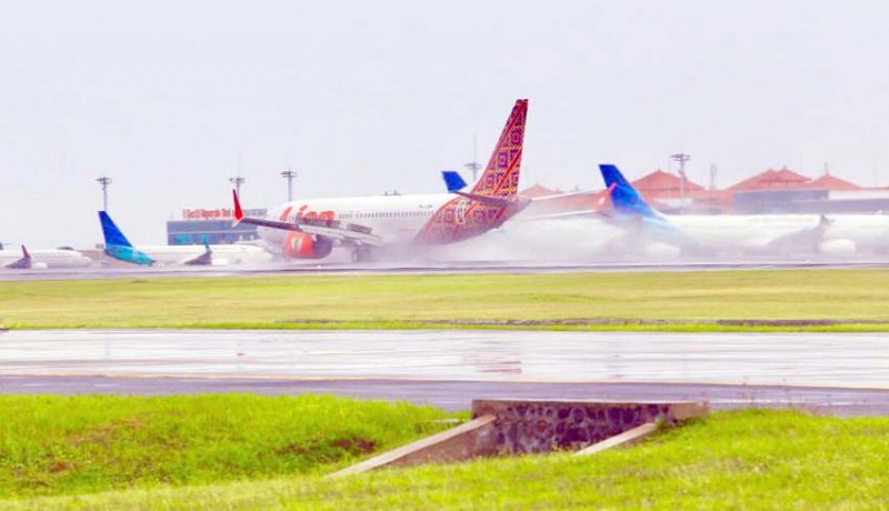 www.nusabali.com-bandara-ngurah-rai-antisipasi-cuaca-ekstrim