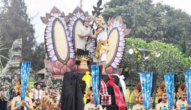 www.nusabali.com-bupati-giri-prasta-buka-festival-seni-budaya-badung-xii-tahun-2018
