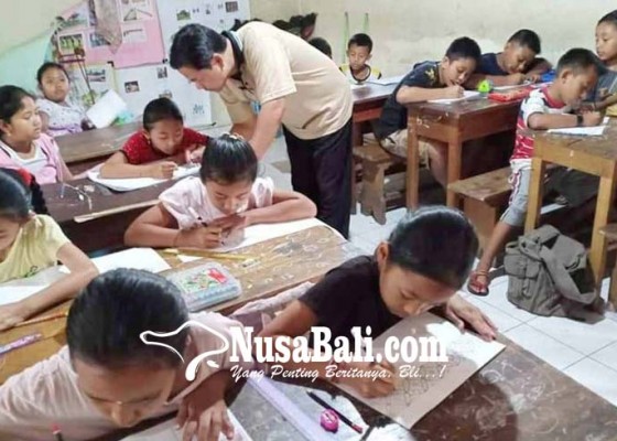 Nusabali.com - sdn-1-selat-jaring-siswa-berbakat-melukis