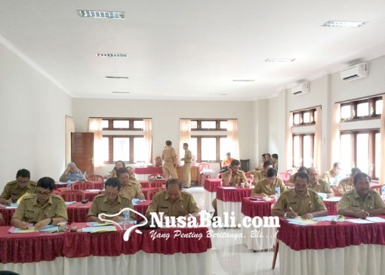 Nusabali.com - tes-kompetensi-satu-peserta-nyaris-telat