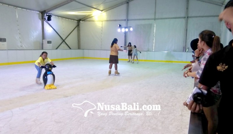 www.nusabali.com-main-ice-skating-sambil-nikmati-sunset-di-kuta