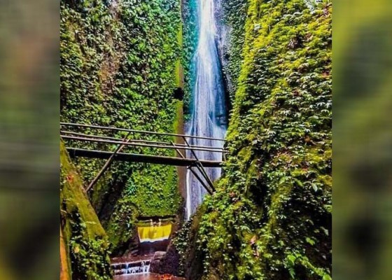 Nusabali.com - aan-secret-waterfall-kian-diserbu-wisatawan