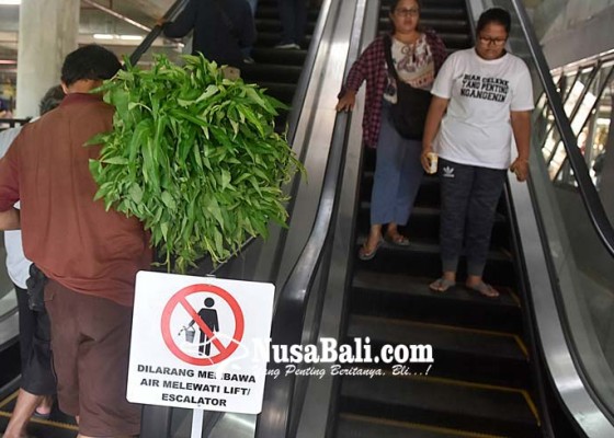 Nusabali.com - pengunjung-dimanjakan-lift-dan-eskalator
