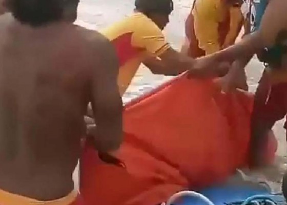 Nusabali.com - pemuda-ntt-tewas-tergulung-ombak-di-pantai-seminyak
