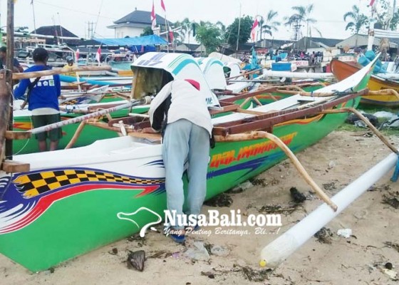 Nusabali.com - tingkatkan-hasil-tangkapan-nelayan-borong-10-kapal
