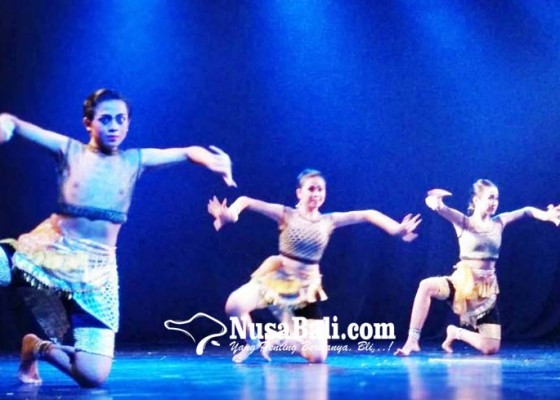 Nusabali.com - april-woman-space-dorong-keberanian-koreografer-wanita