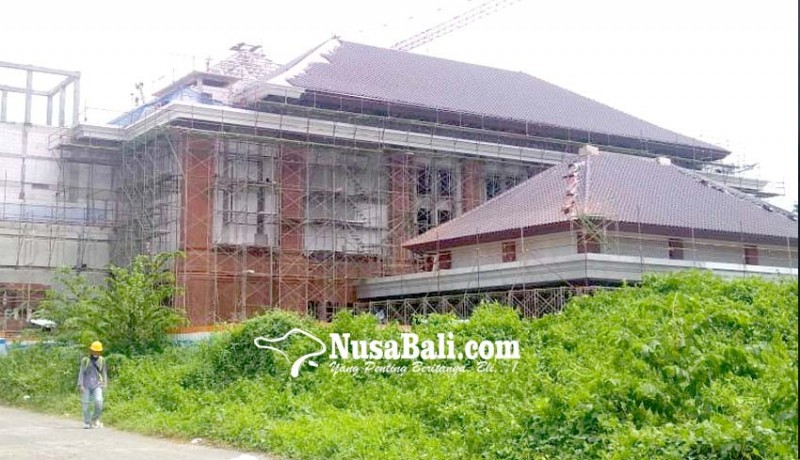 www.nusabali.com-pembangunan-gedung-balai-budaya-graha-mangu-mandala-capai-51-persen