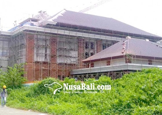 Nusabali.com - pembangunan-gedung-balai-budaya-graha-mangu-mandala-capai-51-persen