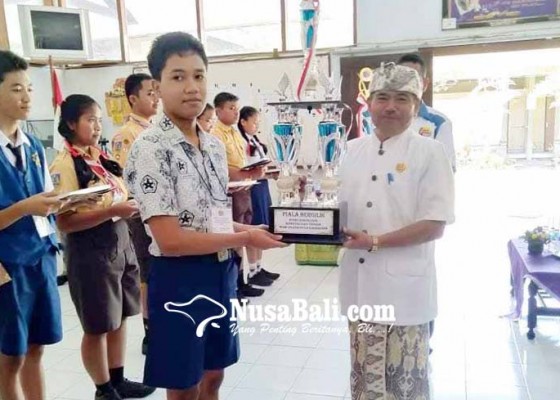 Nusabali.com - smpn-1-gianyar-juara-kompetisi-sains-terpadu-2019