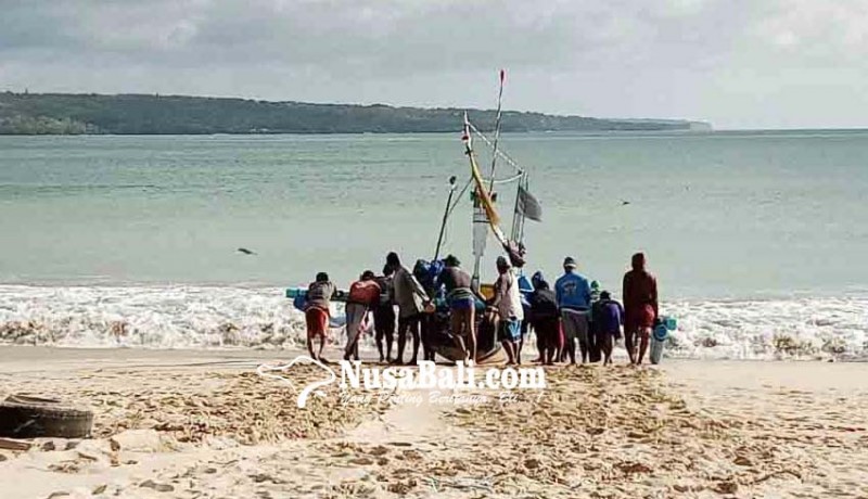 www.nusabali.com-nelayan-kedonganan-kembali-melaut