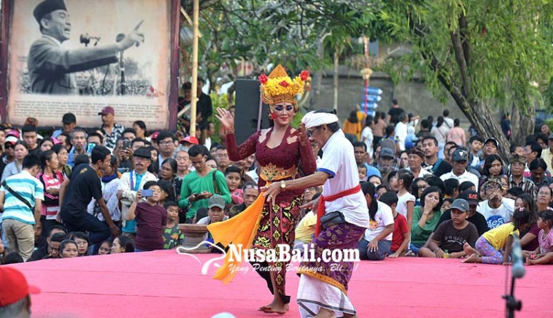 www.nusabali.com-sekaa-joged-satya-kanti-bangli-curi-perhatian-penonton