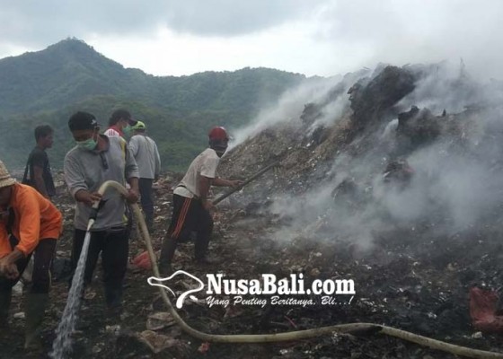Nusabali.com - 20-karung-sampah-pemulung-terbakar