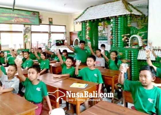 Nusabali.com - seluruh-murid-wajib-bawa-gelas