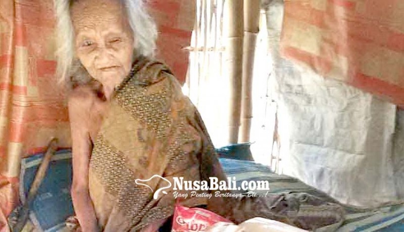 www.nusabali.com-relawan-bantu-lansia-dan-penderita-lumpuh