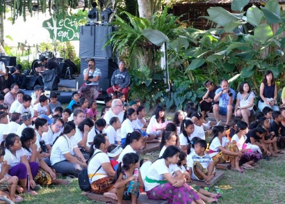 Nusabali.com - di-hari-kedua-festival-tepi-sawah-ajarkan-anak-peduli-lingkungan