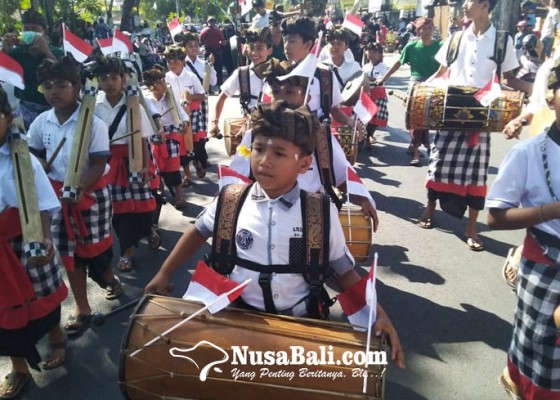 Nusabali.com - parade-budaya-sesetan-karnival-iii-ramaikan-hut-ke-74-ri