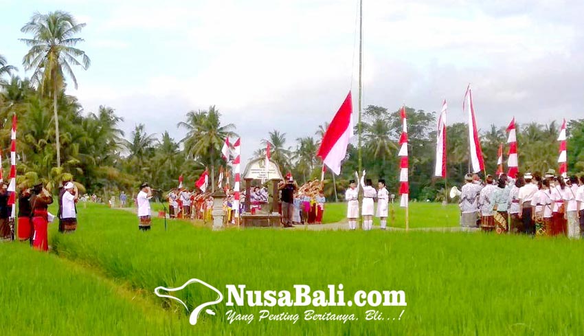 www.nusabali.com-warga-di-klungkung-gelar-upacara-di-tukad-unda