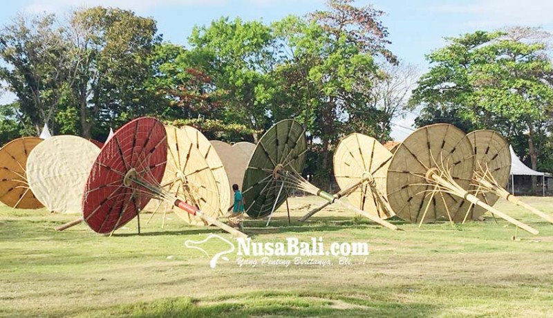 www.nusabali.com-area-festival-didominasi-bambu