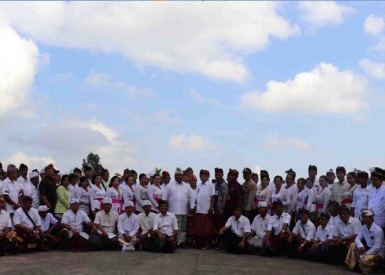 Nusabali.com - 303-anggota-bpd-dari-empat-kecamatan-telah-dilantik