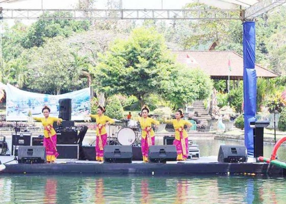 Nusabali.com - festival-pesona-tirtagangga-jaga-kesakralan-taman-air