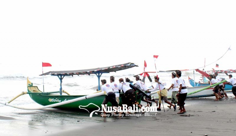 www.nusabali.com-warga-berharap-di-pantai-yeh-gangga-dilengkapi-lifeguard-dan-pol-air