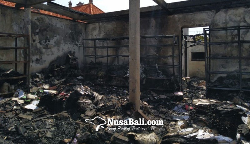 www.nusabali.com-toko-plastik-dan-kantor-cargo-ludes-terbakar