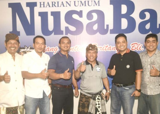 Nusabali.com - kabag-humas-setda-badung-kunjungi-kantor-nusabali