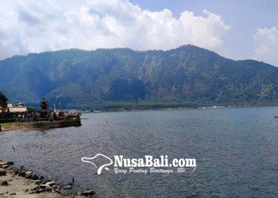 Nusabali.com - kemarau-panjang-debit-air-danau-beratan-turun-10-meter