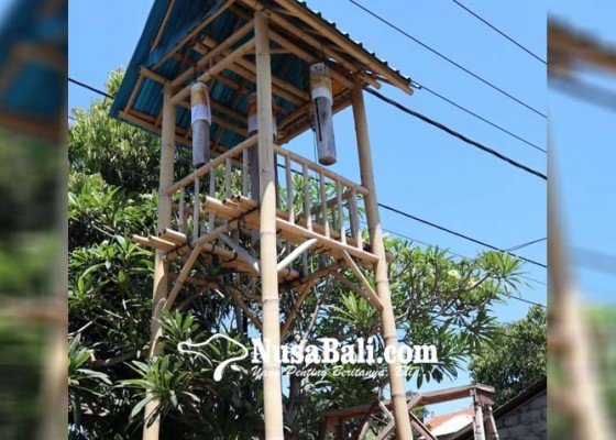 Nusabali.com - warga-belega-kanginan-bangun-bale-kulkul-berbahan-bambu