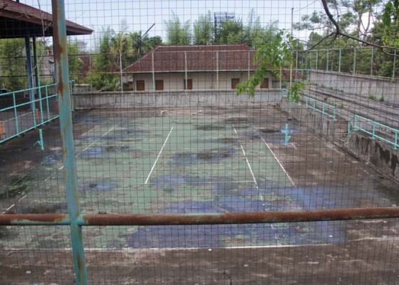 Nusabali.com - lapangan-tenis-di-gor-segera-diperbaiki