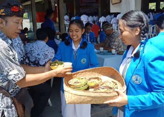 Nusabali.com - sekolah-dan-desa-adat-diimbau-diet-plastik