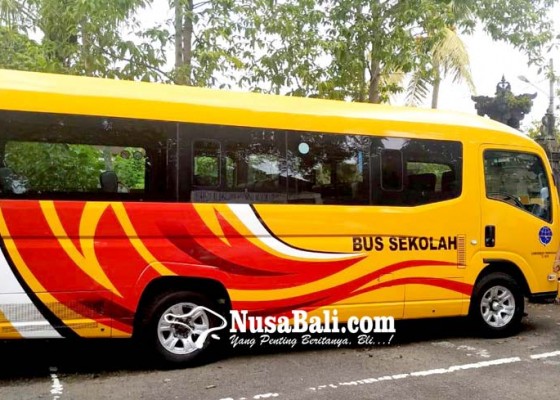 Nusabali.com - pusat-kucurkan-bantuan-bus-sekolah-ke-tabanan